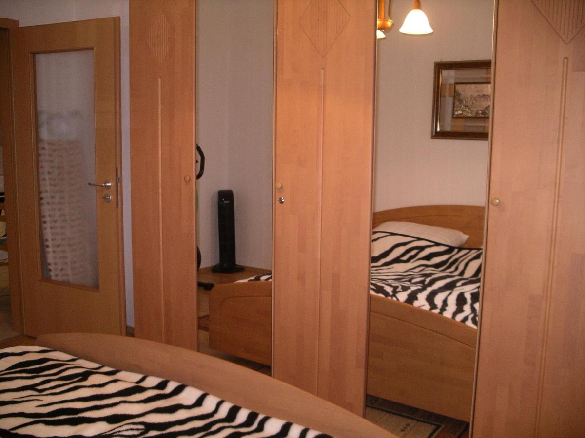Centrum 2 Apartmanok Heviz Exterior photo